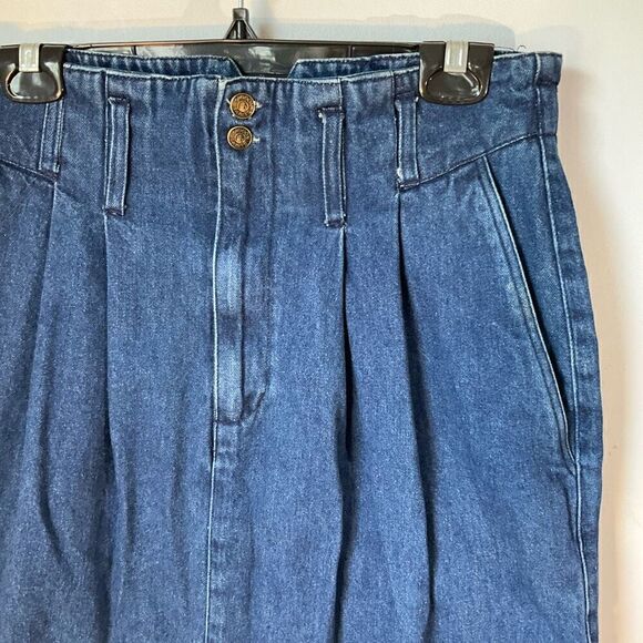Vintage 80’s Sasson Denim Midi Skirt. Pockets! Ooh la la sasson! - Picture 2 of 14
